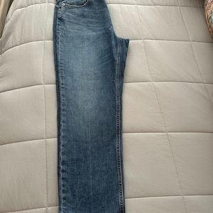 Everland high rise straight jean ankle length size 28